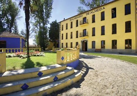 Hotel Balneario Almeida Dama Verde Almeida de Sayago Buitenkant foto