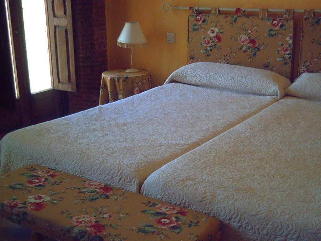 Hotel Balneario Almeida Dama Verde Almeida de Sayago Kamer foto
